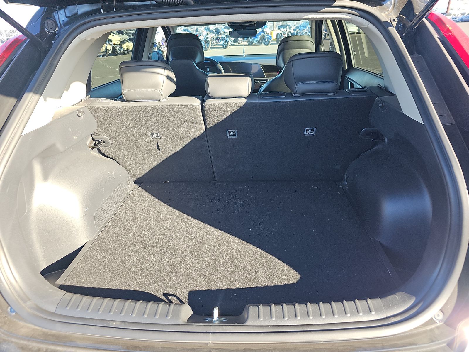 2024 Kia Niro EX Touring FWD