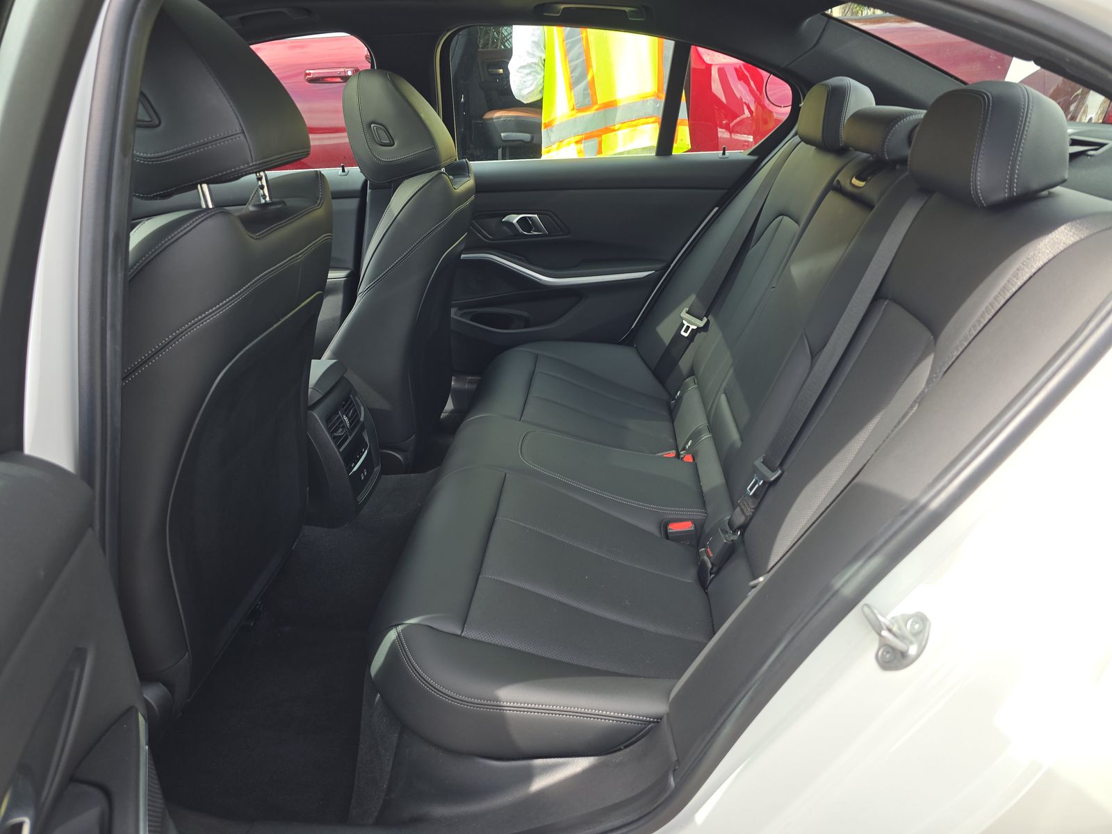 2024 BMW 3 Series 330i RWD