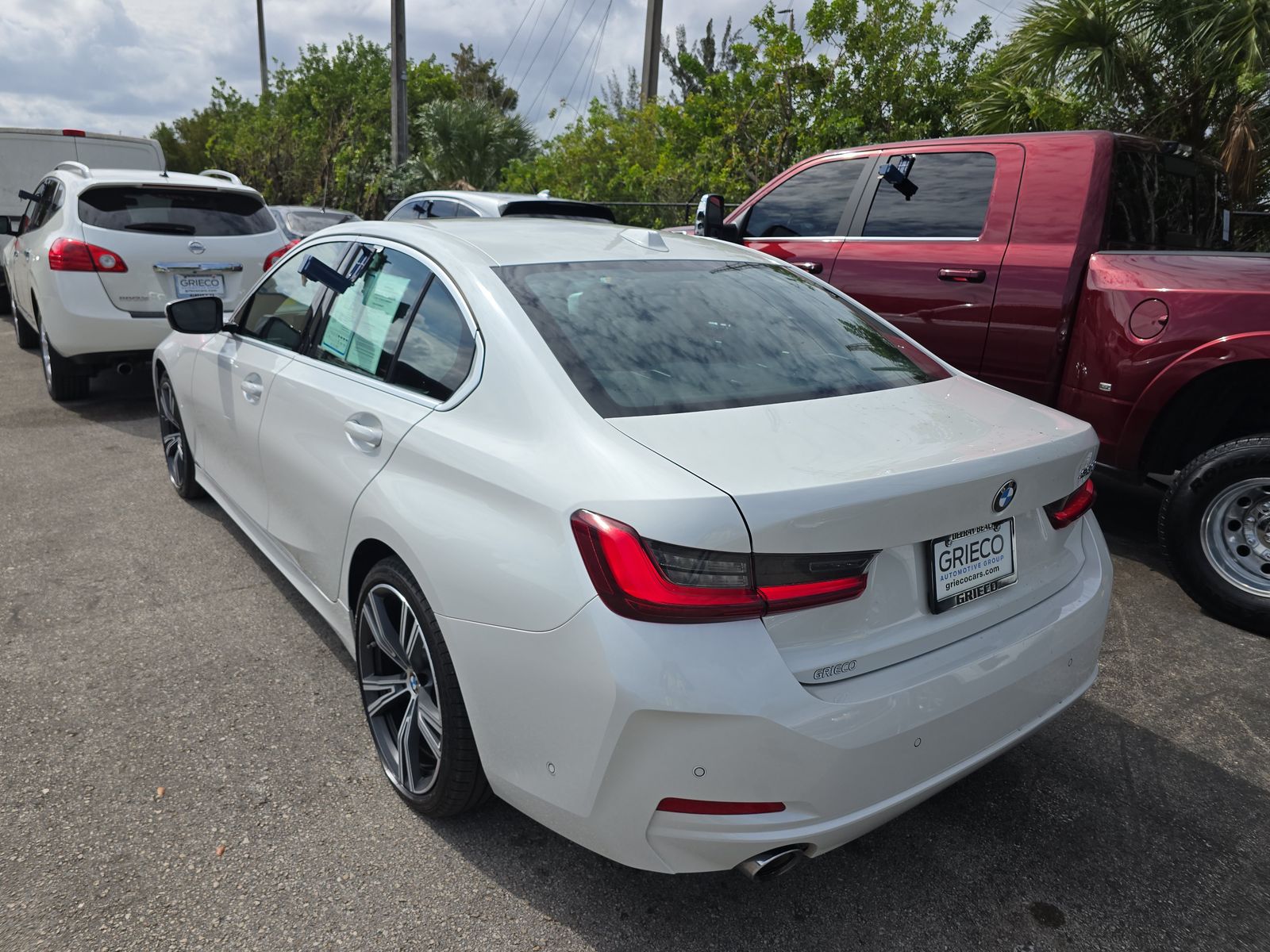 2024 BMW 3 Series 330i RWD