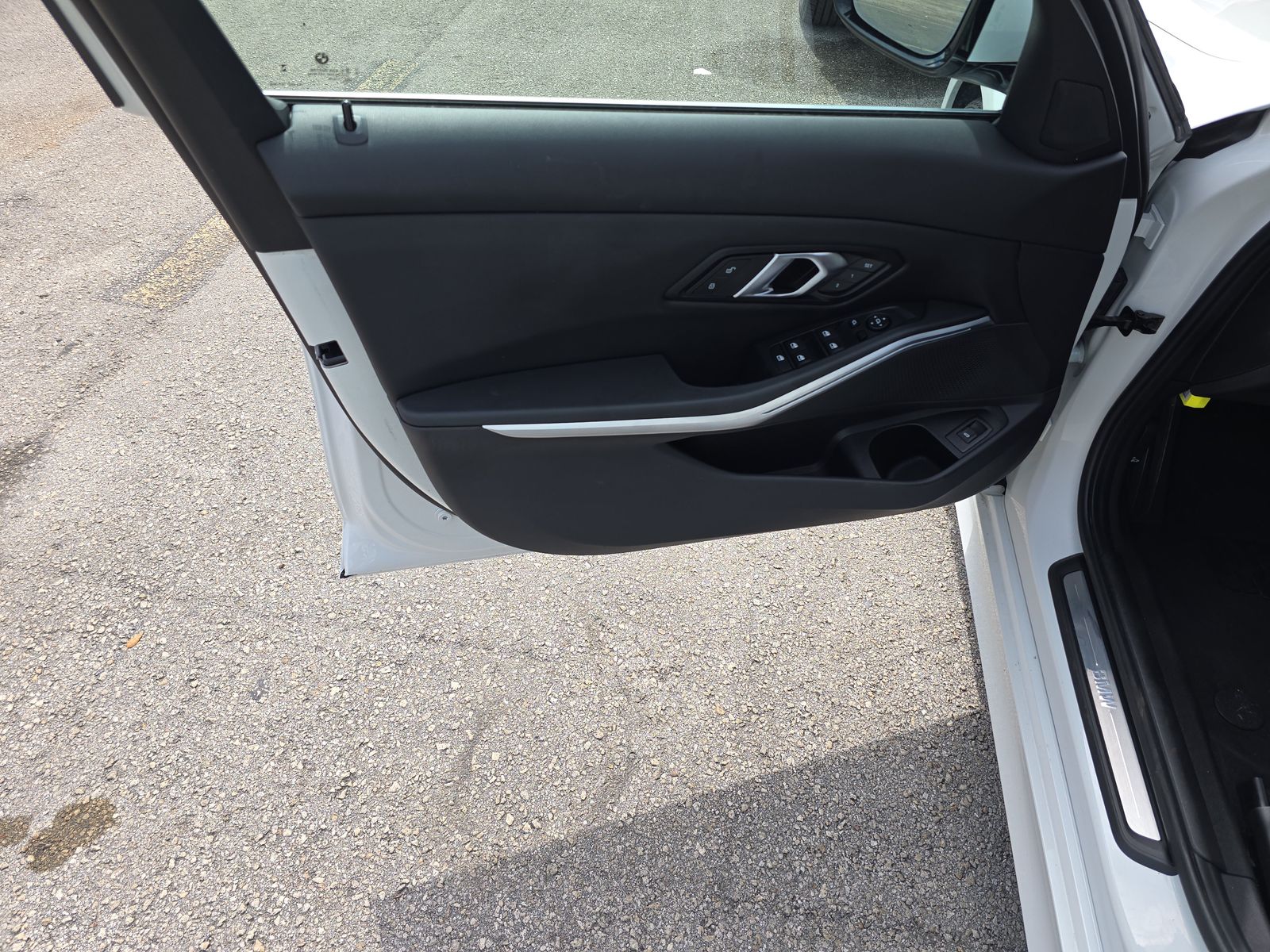 2024 BMW 3 Series 330i RWD