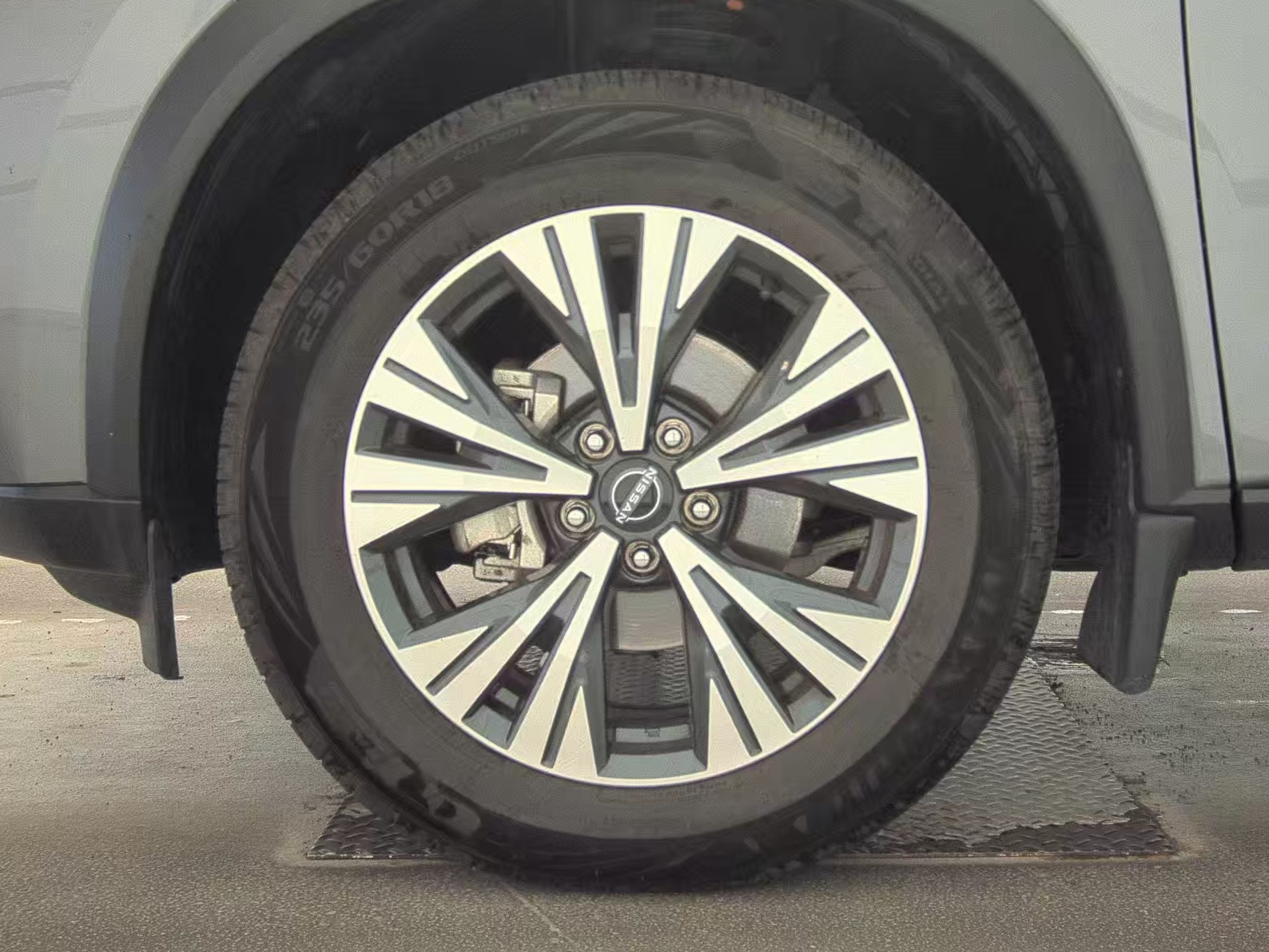 2023 Nissan Rogue SV AWD