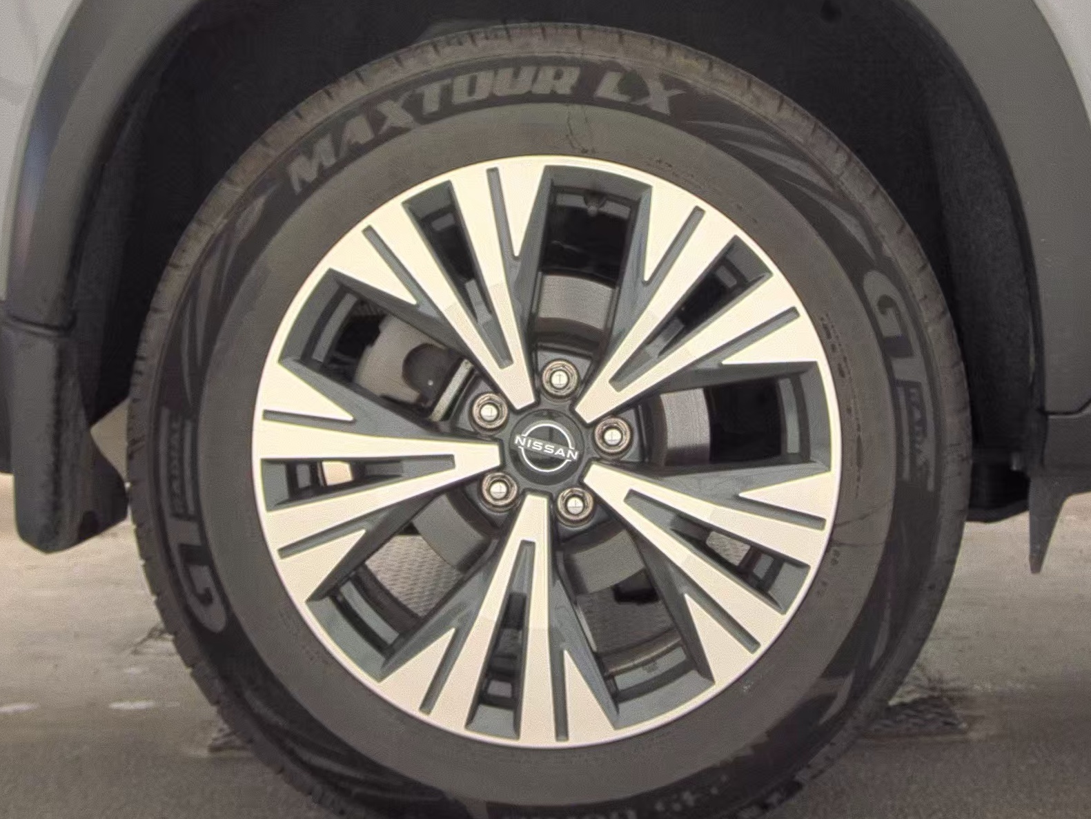 2023 Nissan Rogue SV AWD