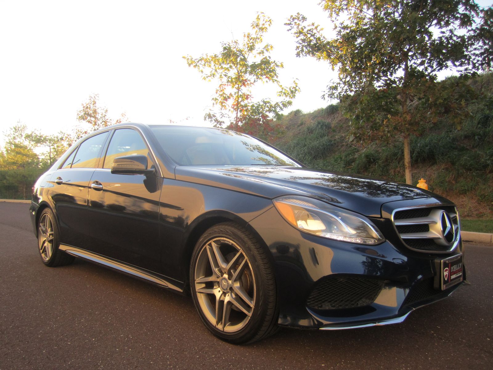 MERCEDES-BENZ E-CLASS - 1