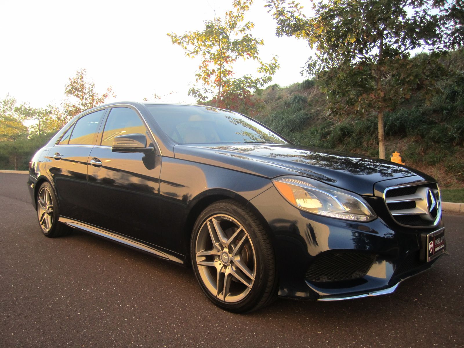 MERCEDES-BENZ E-CLASS - 4