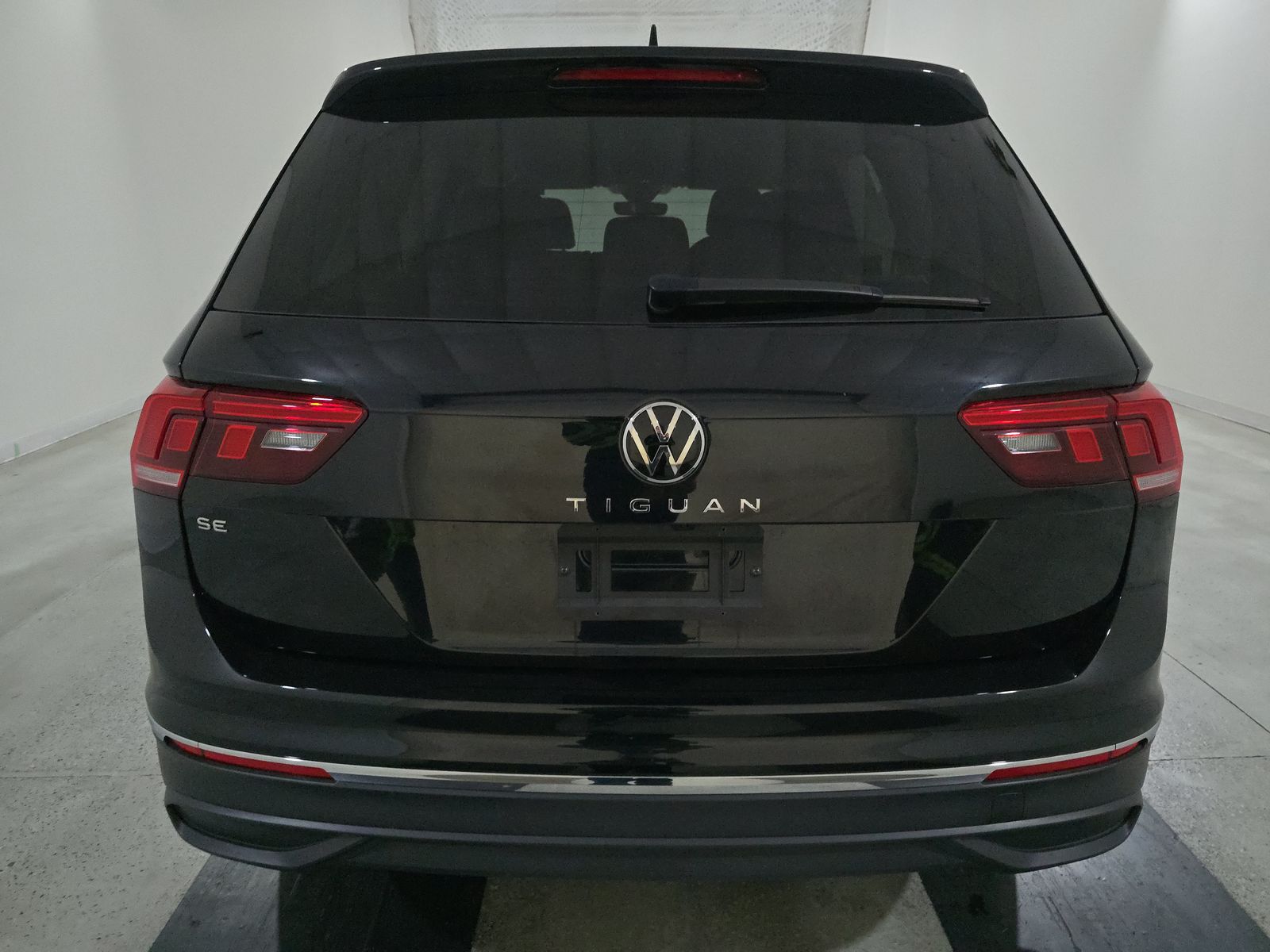 2024 Volkswagen Tiguan 2.0T SE FWD