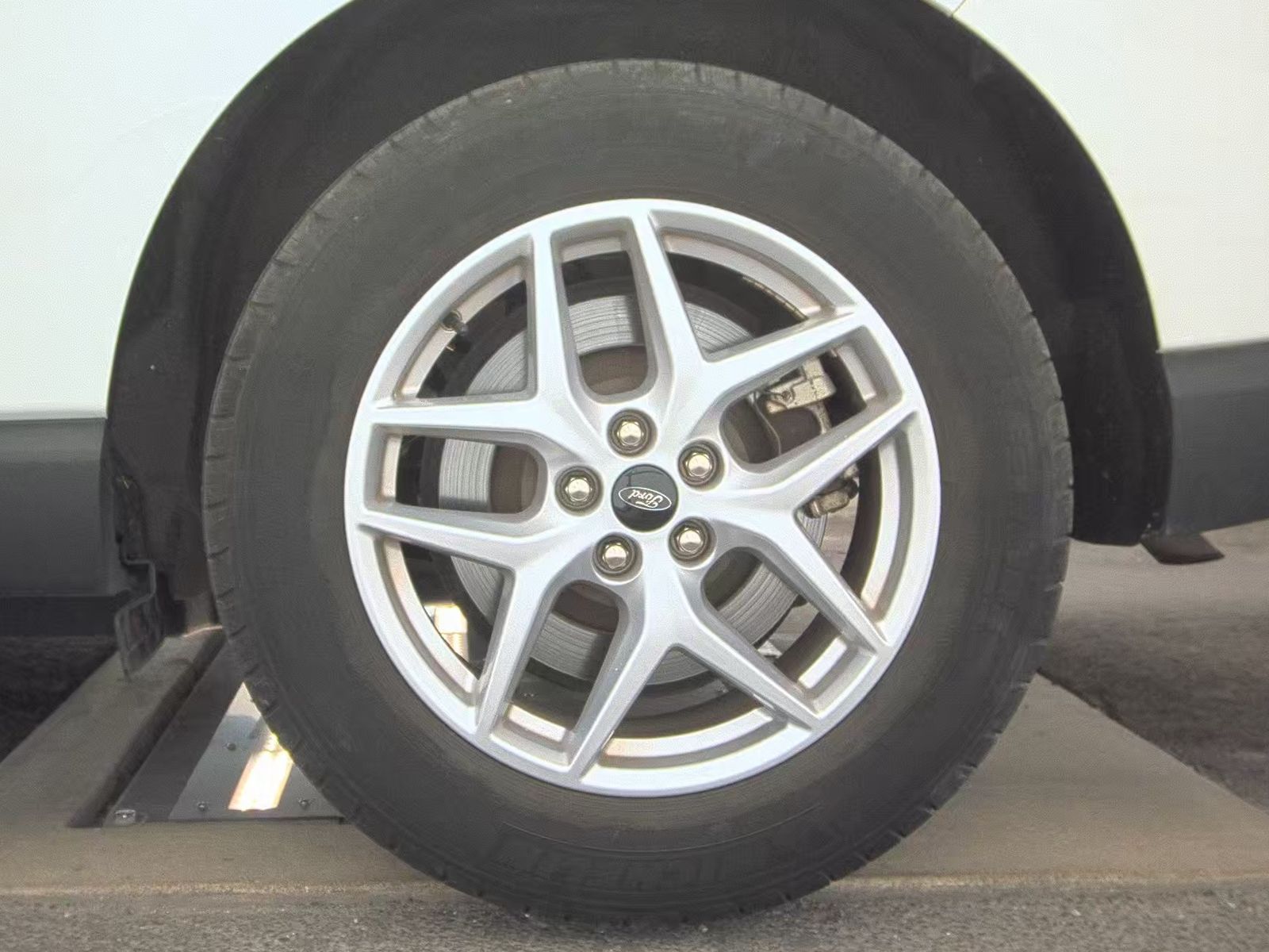 2023 Ford Edge SEL AWD