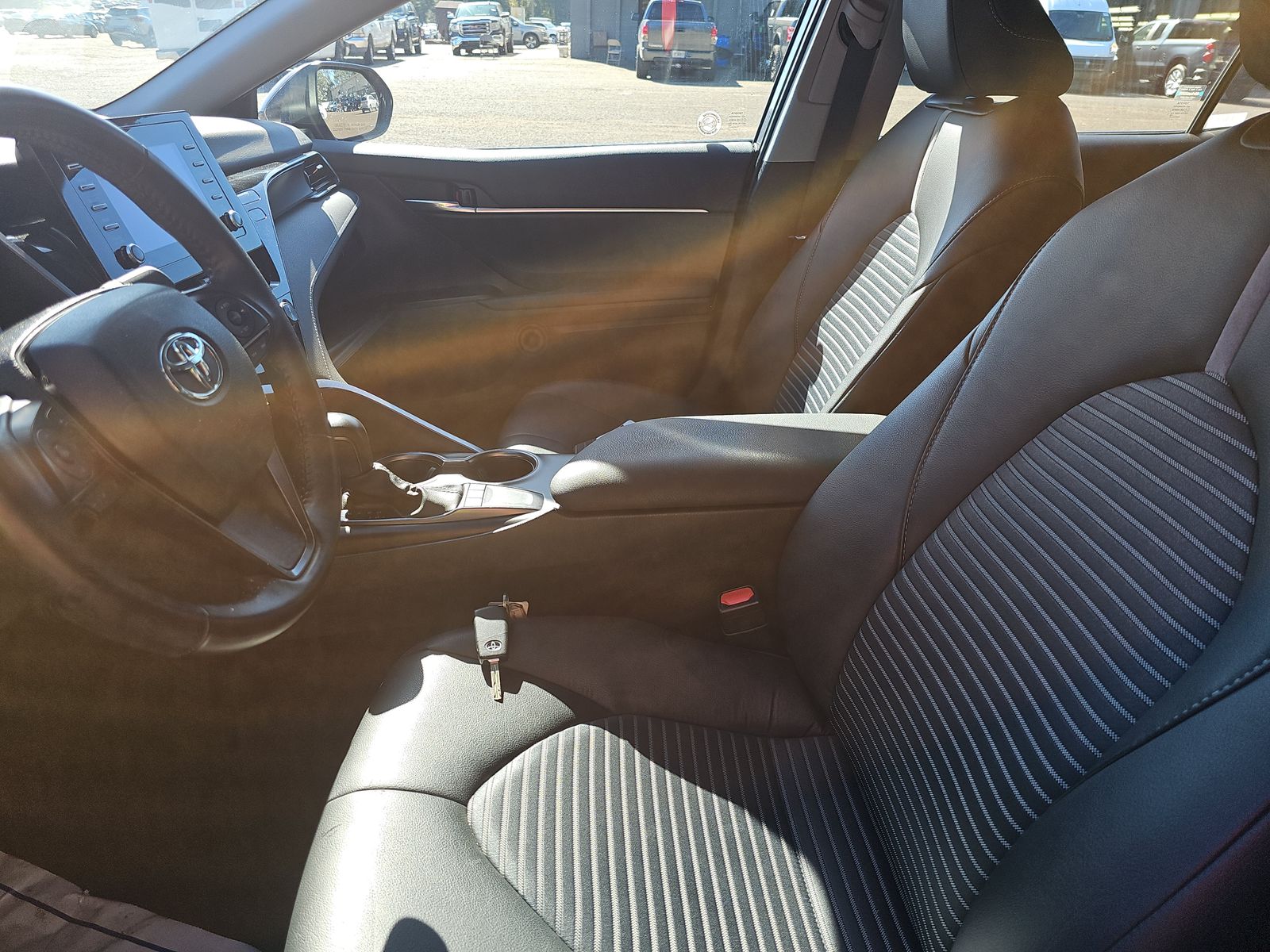 2024 Toyota Camry SE FWD