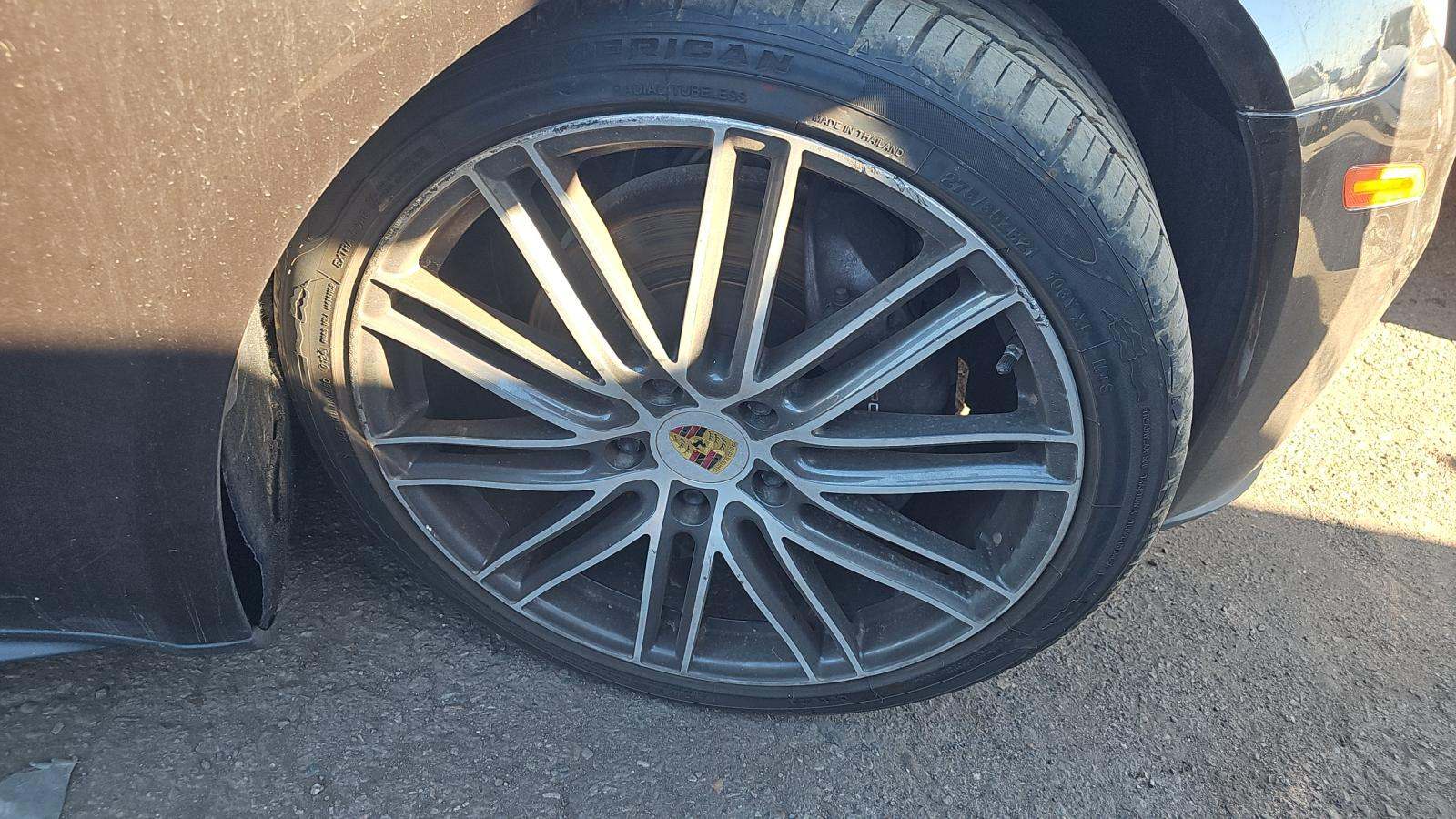 2018 Porsche Panamera Base RWD