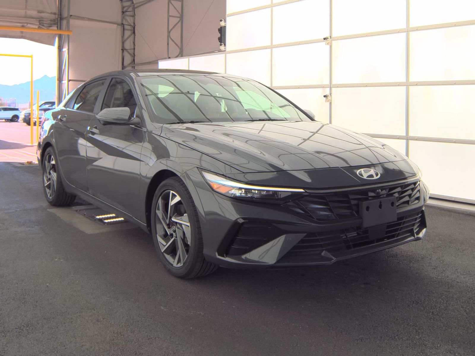 2024 Hyundai Elantra Limited FWD