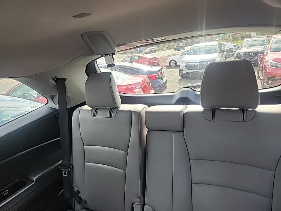 2022 Honda Pilot Touring AWD