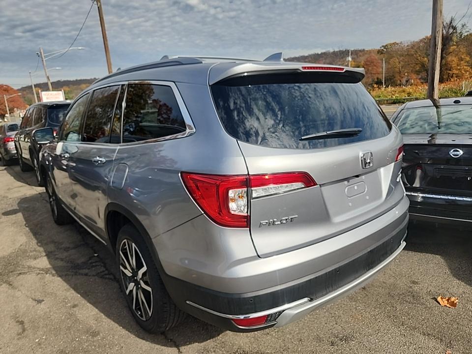 2022 Honda Pilot Touring AWD