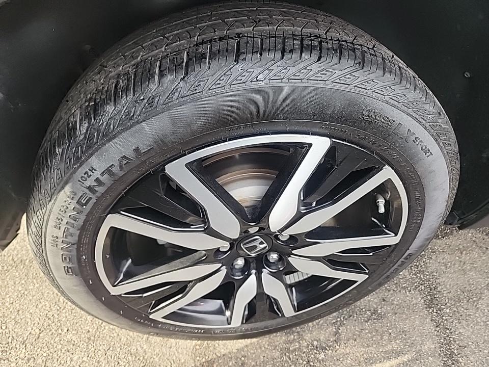 2022 Honda Pilot Touring AWD