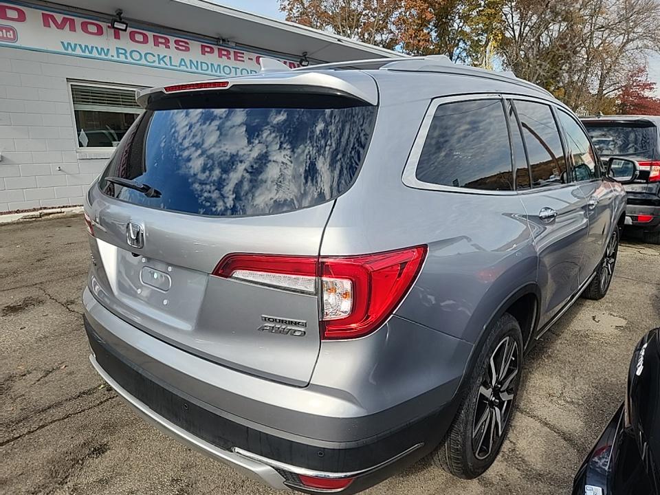 2022 Honda Pilot Touring AWD
