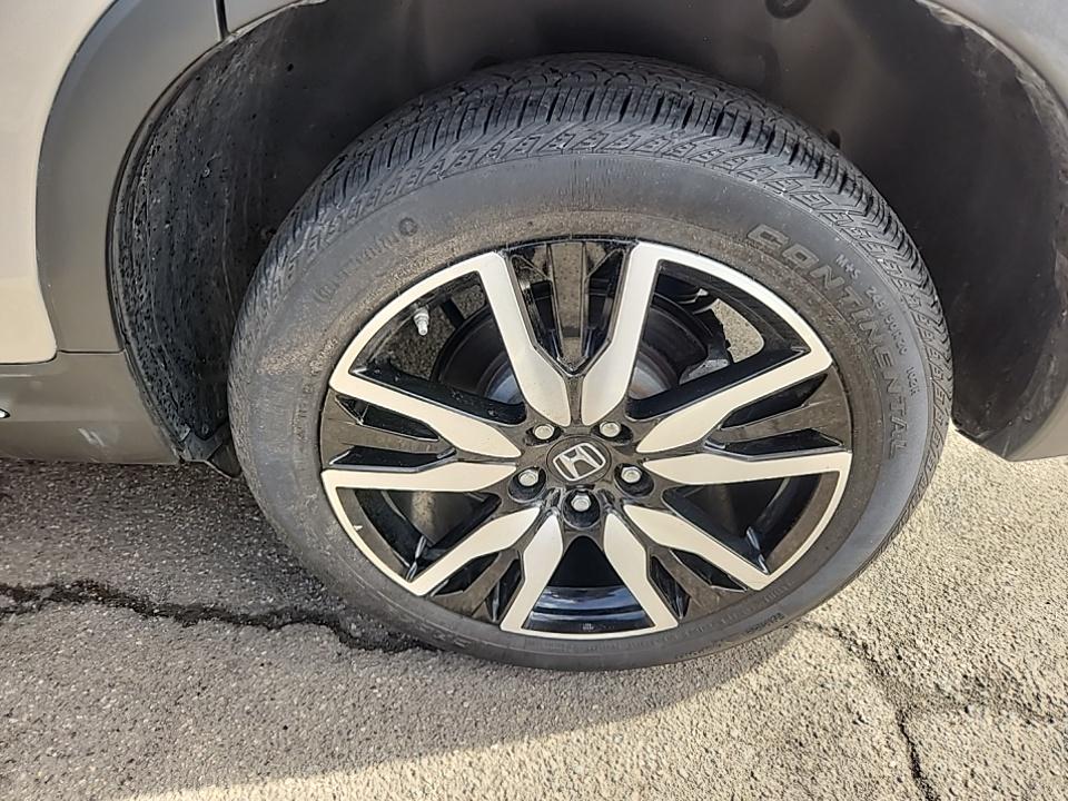 2022 Honda Pilot Touring AWD