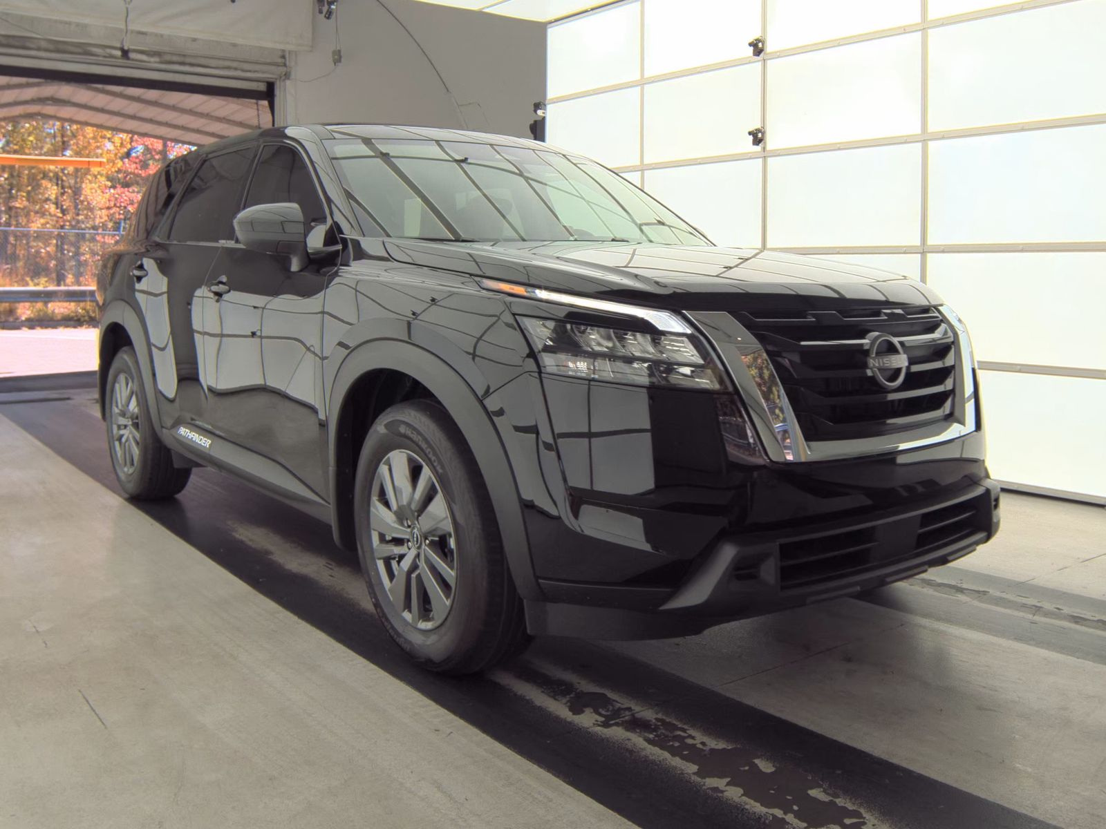 2025 Nissan Pathfinder S FWD