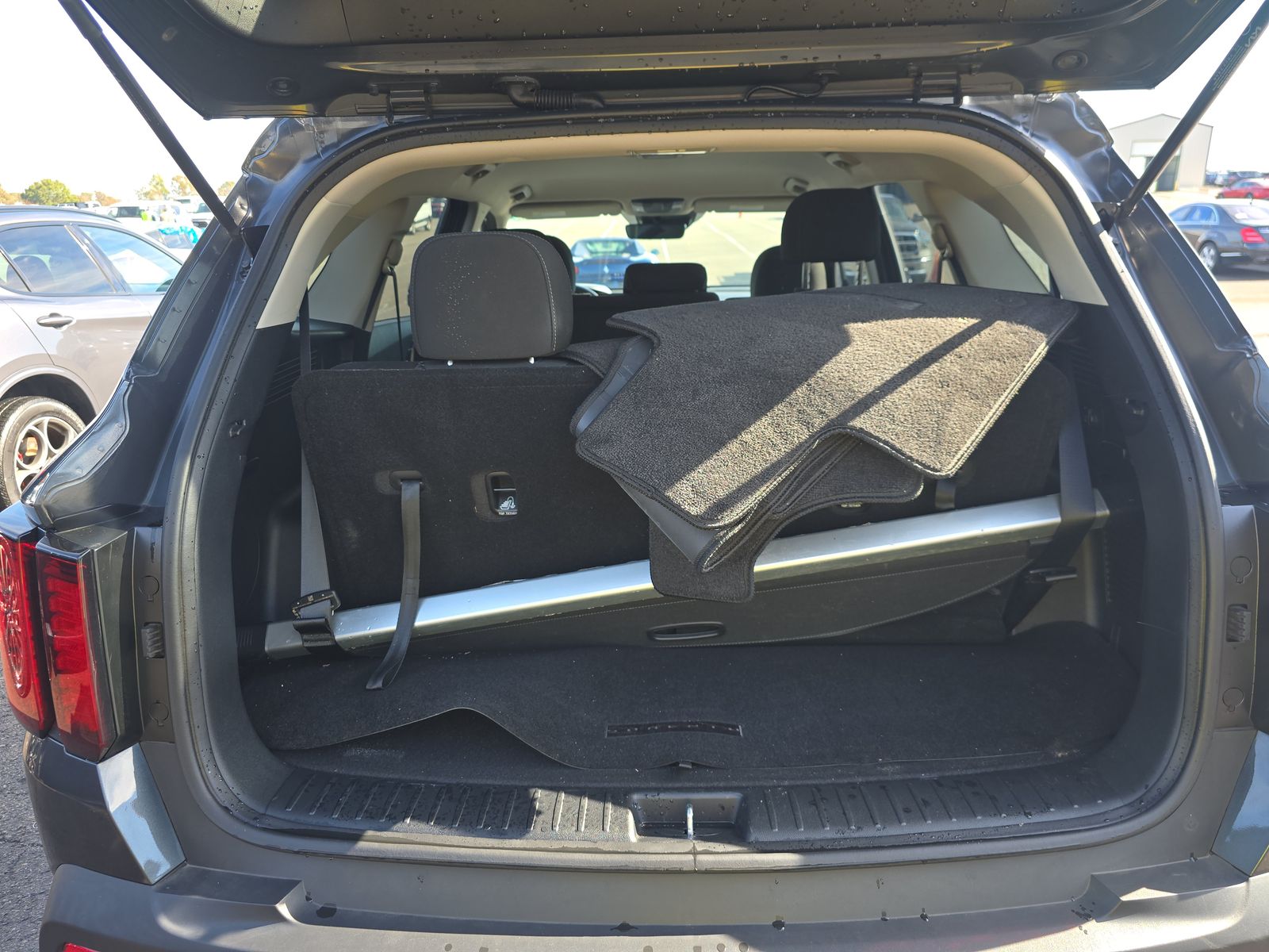 2023 Kia Sorento LX FWD