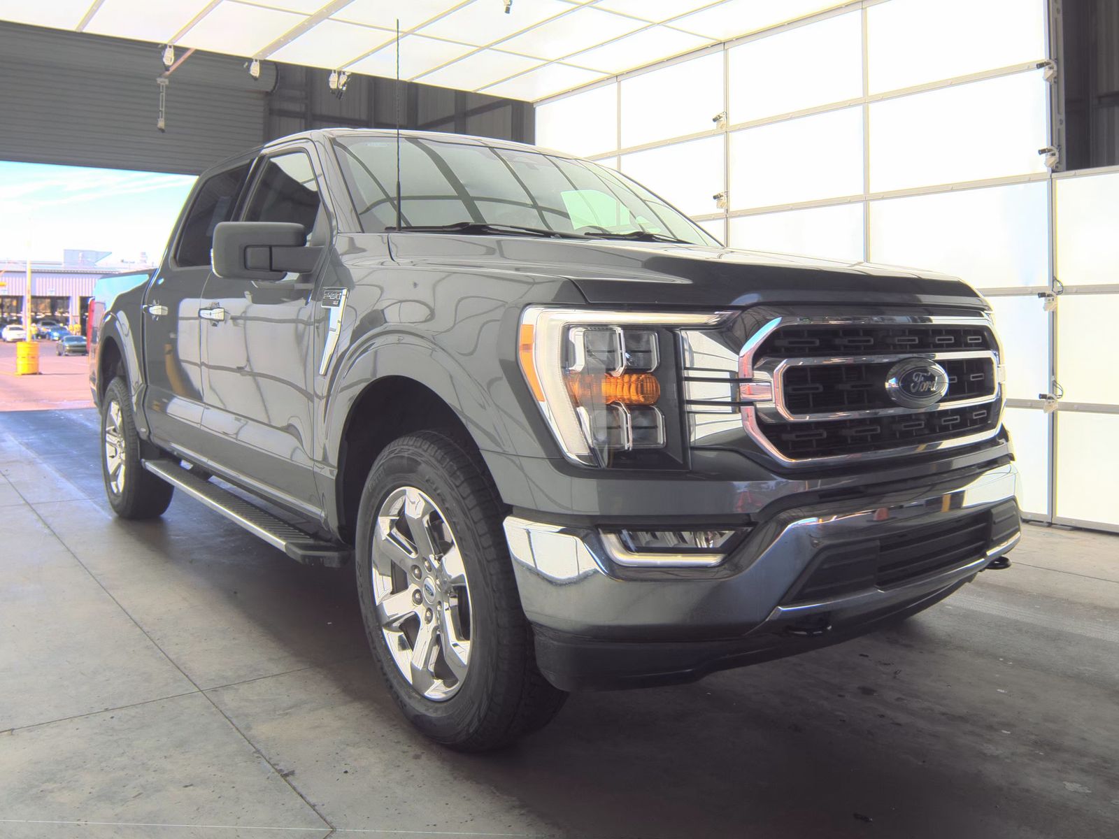 2023 Ford F-150 XLT AWD