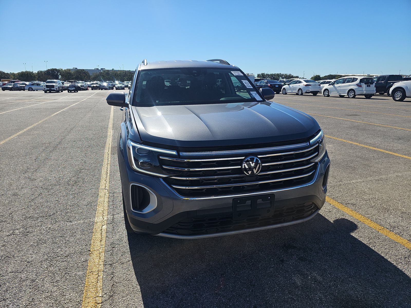2025 Volkswagen Atlas 2.0T SE FWD