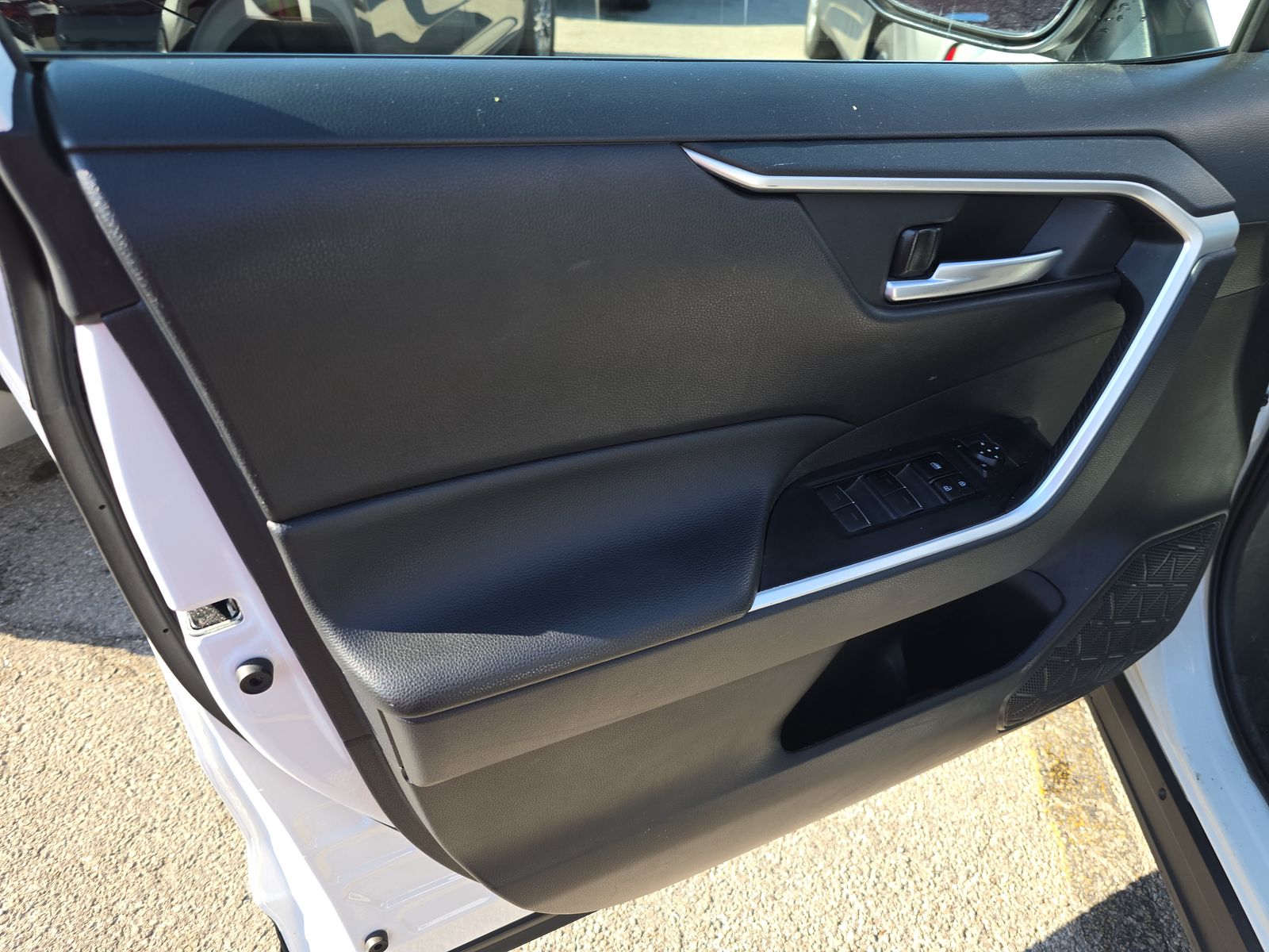 2024 Toyota RAV4 XLE AWD