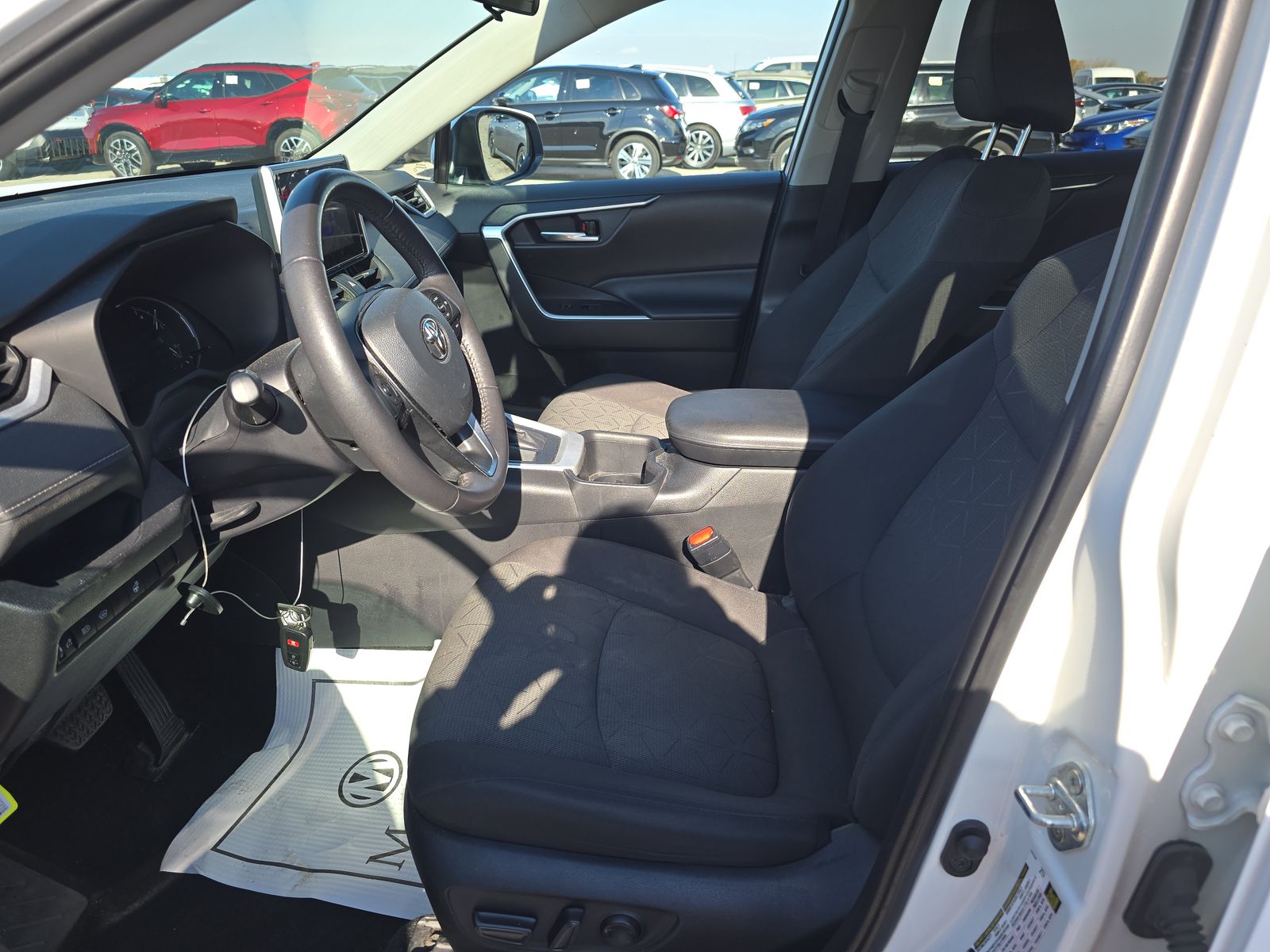 2024 Toyota RAV4 XLE AWD