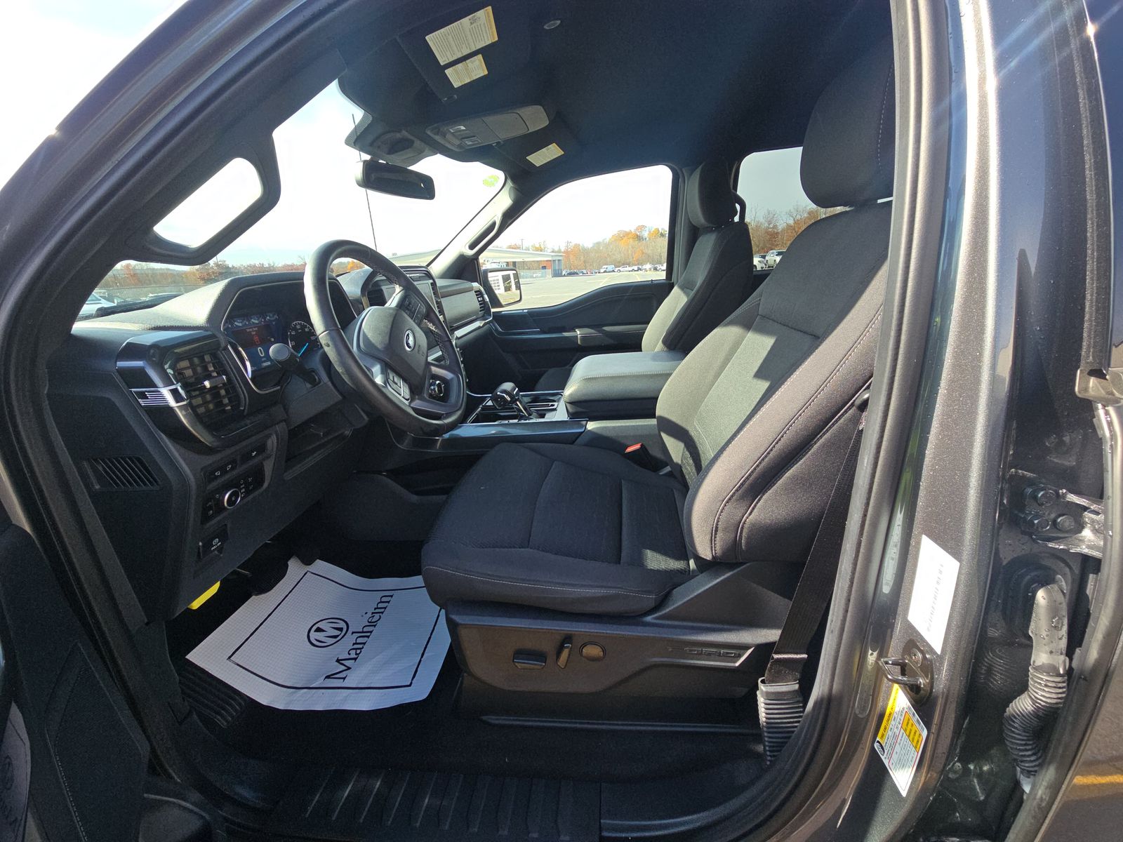 2023 Ford F-150 Hybrid XLT AWD