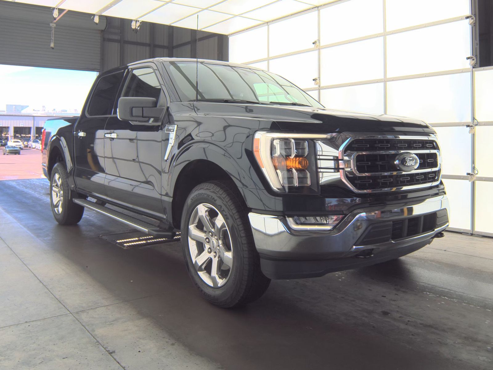 2023 Ford F-150 XLT AWD