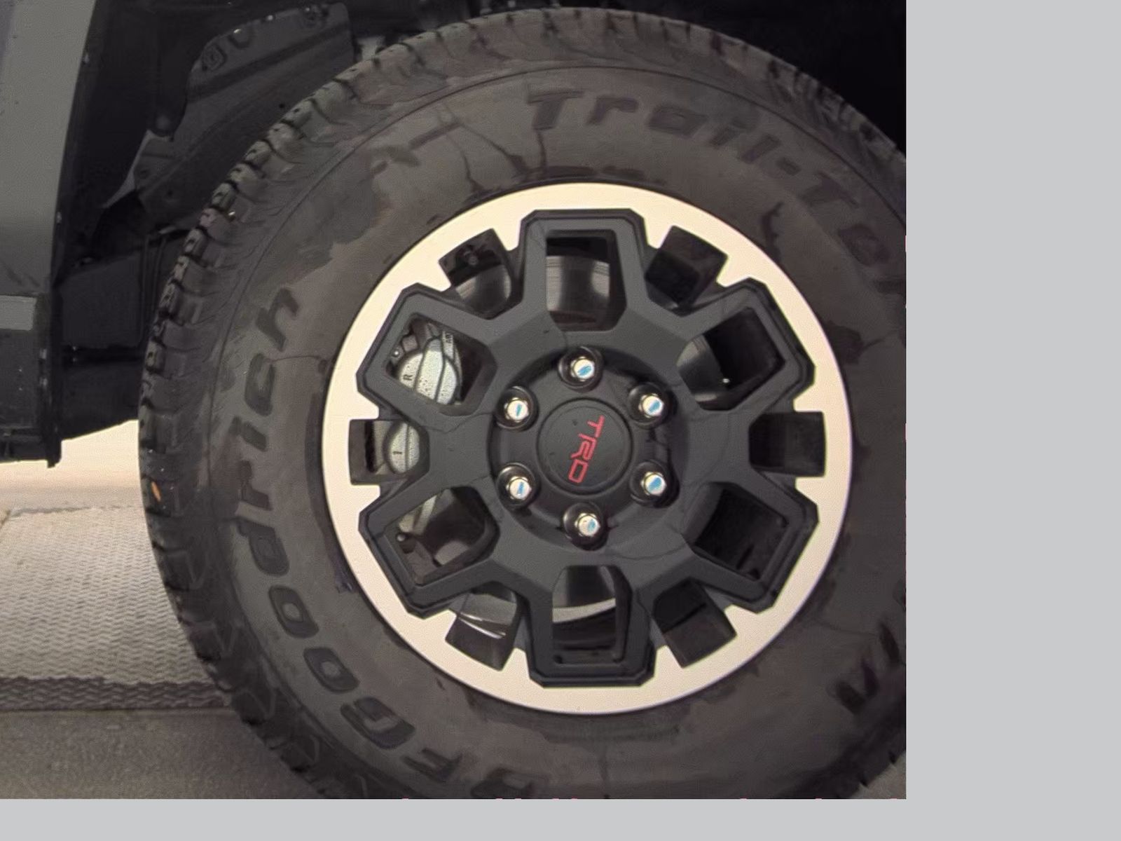 2025 Toyota Tacoma TRD Off-Road AWD