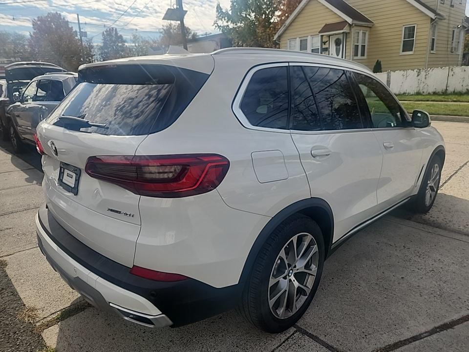 2020 BMW X5 xDrive40i AWD