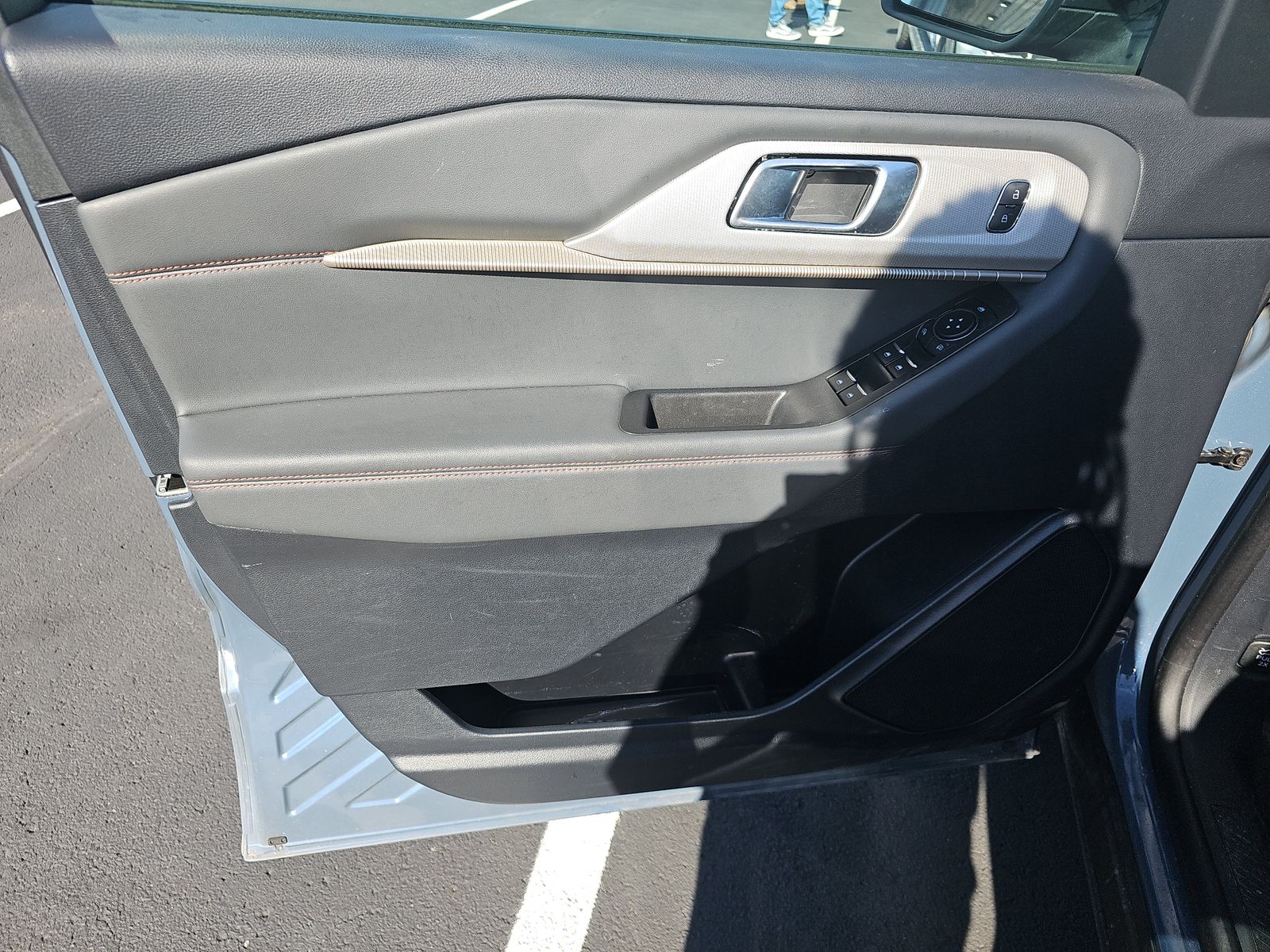 2025 Ford Explorer Active AWD