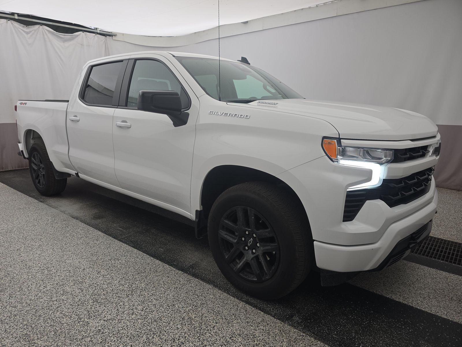 2025 Chevrolet Silverado 1500 RST AWD