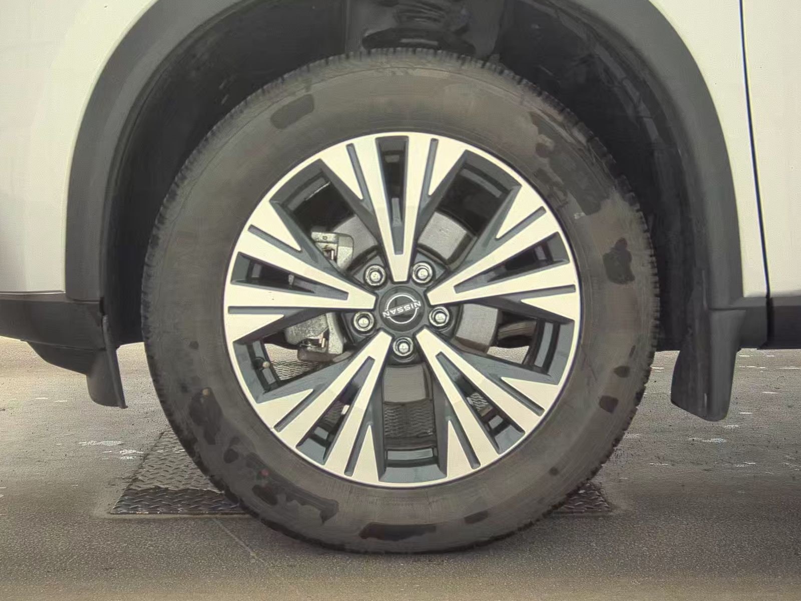 2023 Nissan Rogue SV AWD