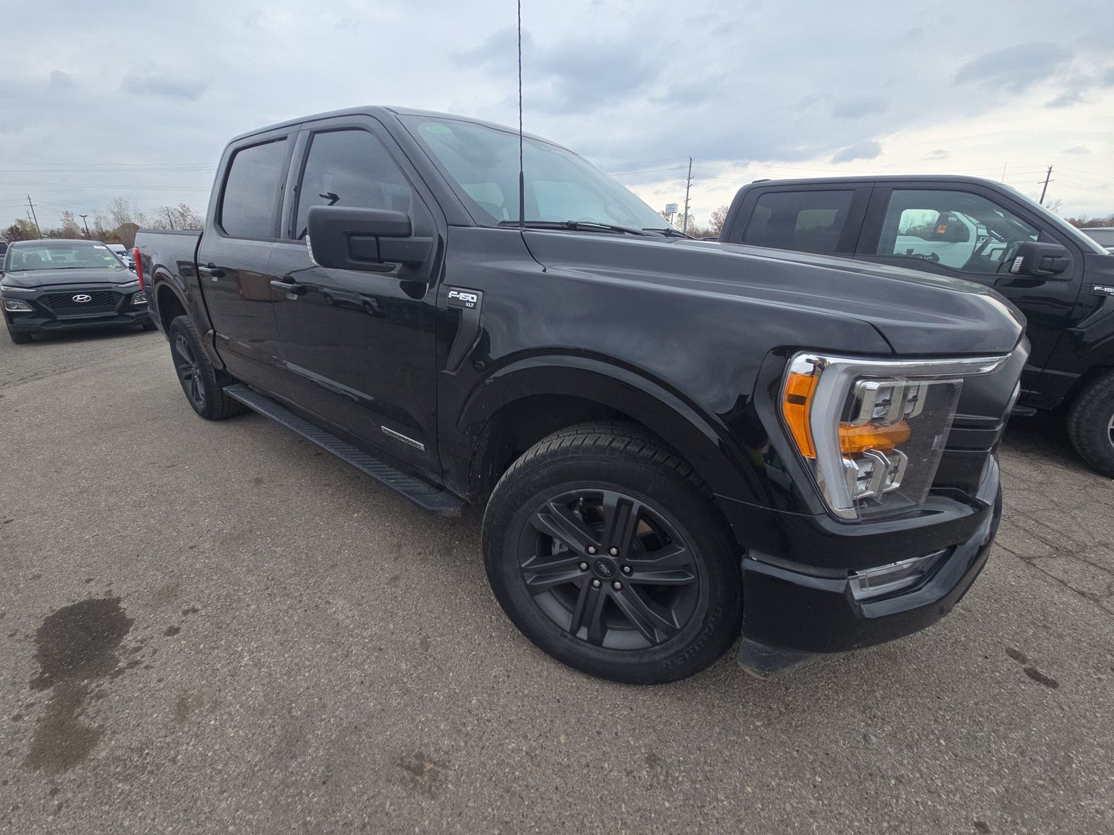 2023 Ford F-150 Hybrid XLT AWD