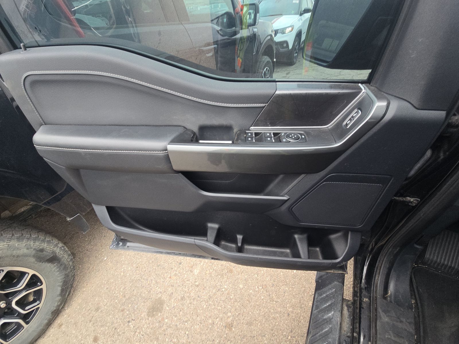 2023 Ford F-150 Hybrid XLT AWD