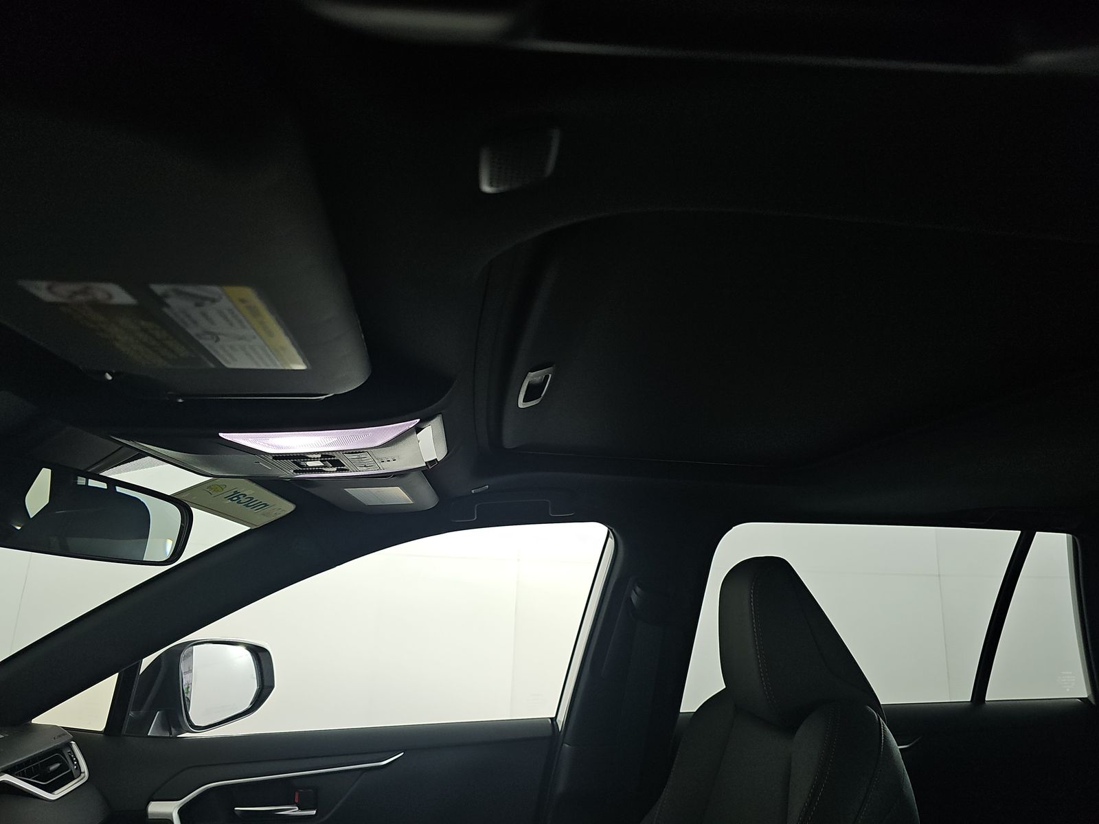 2025 Toyota RAV4 Plug-In Hybrid SE AWD