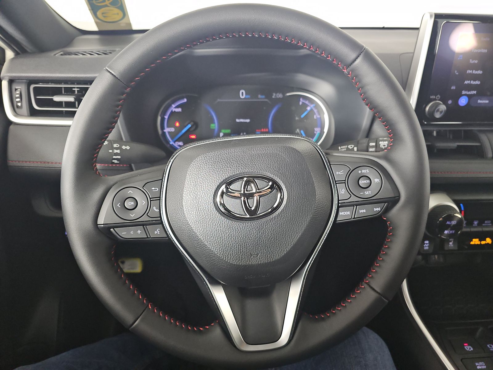 2025 Toyota RAV4 Plug-In Hybrid SE AWD