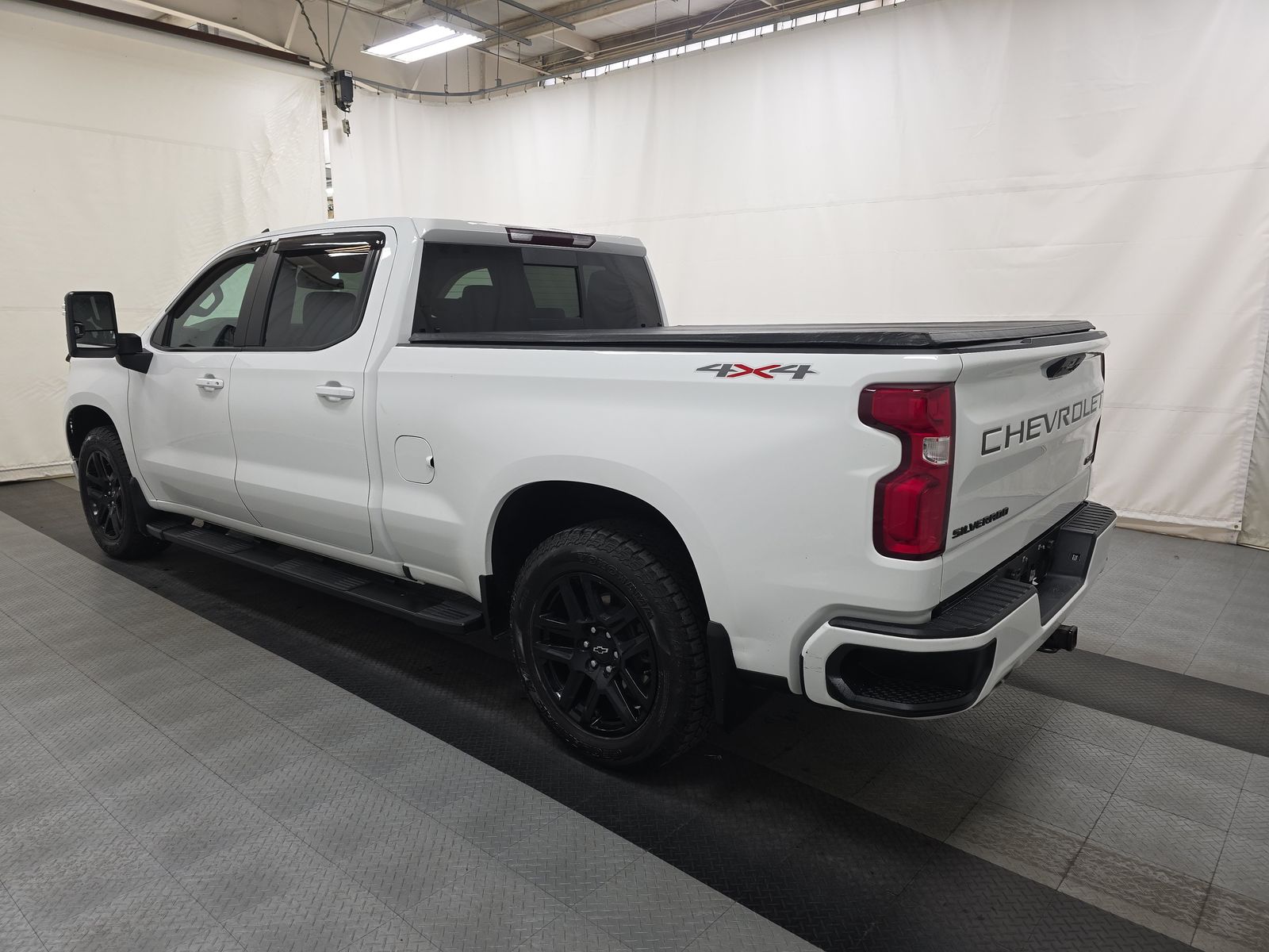 2022 Chevrolet Silverado 1500 RST AWD