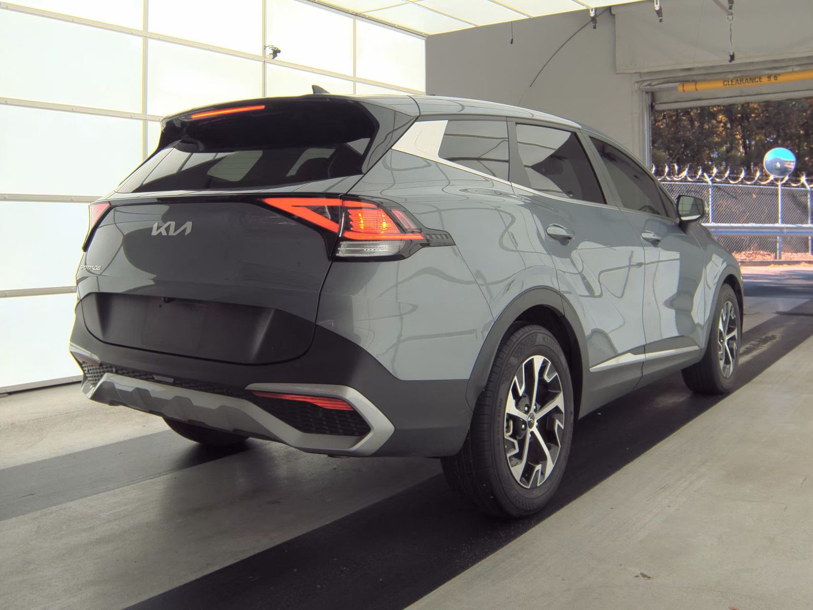 2023 Kia Sportage EX FWD