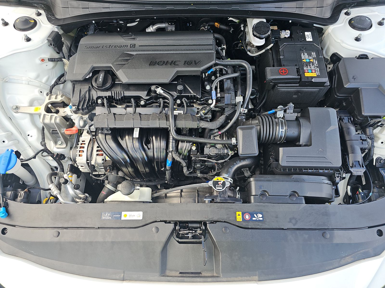 2024 Hyundai Elantra SEL FWD