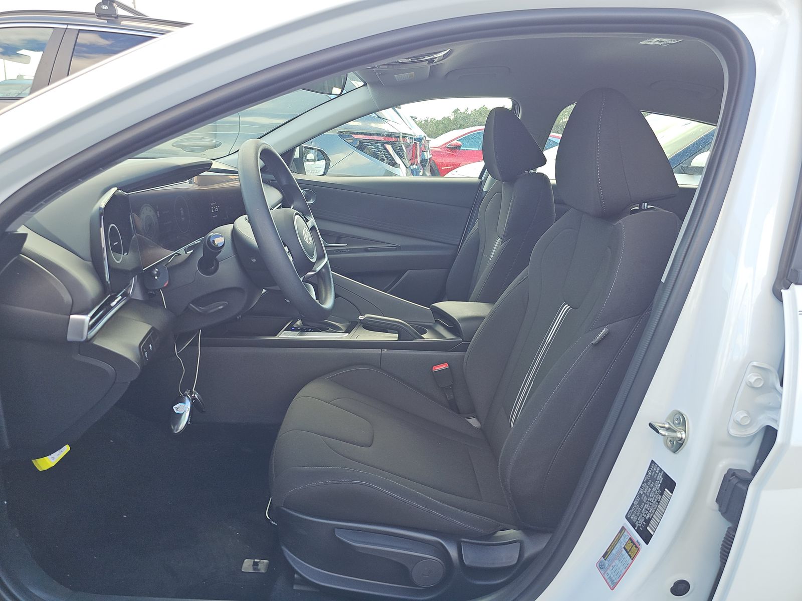 2024 Hyundai Elantra SEL FWD