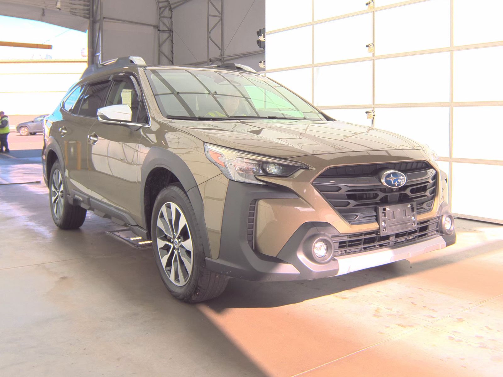 2023 Subaru Outback Touring AWD