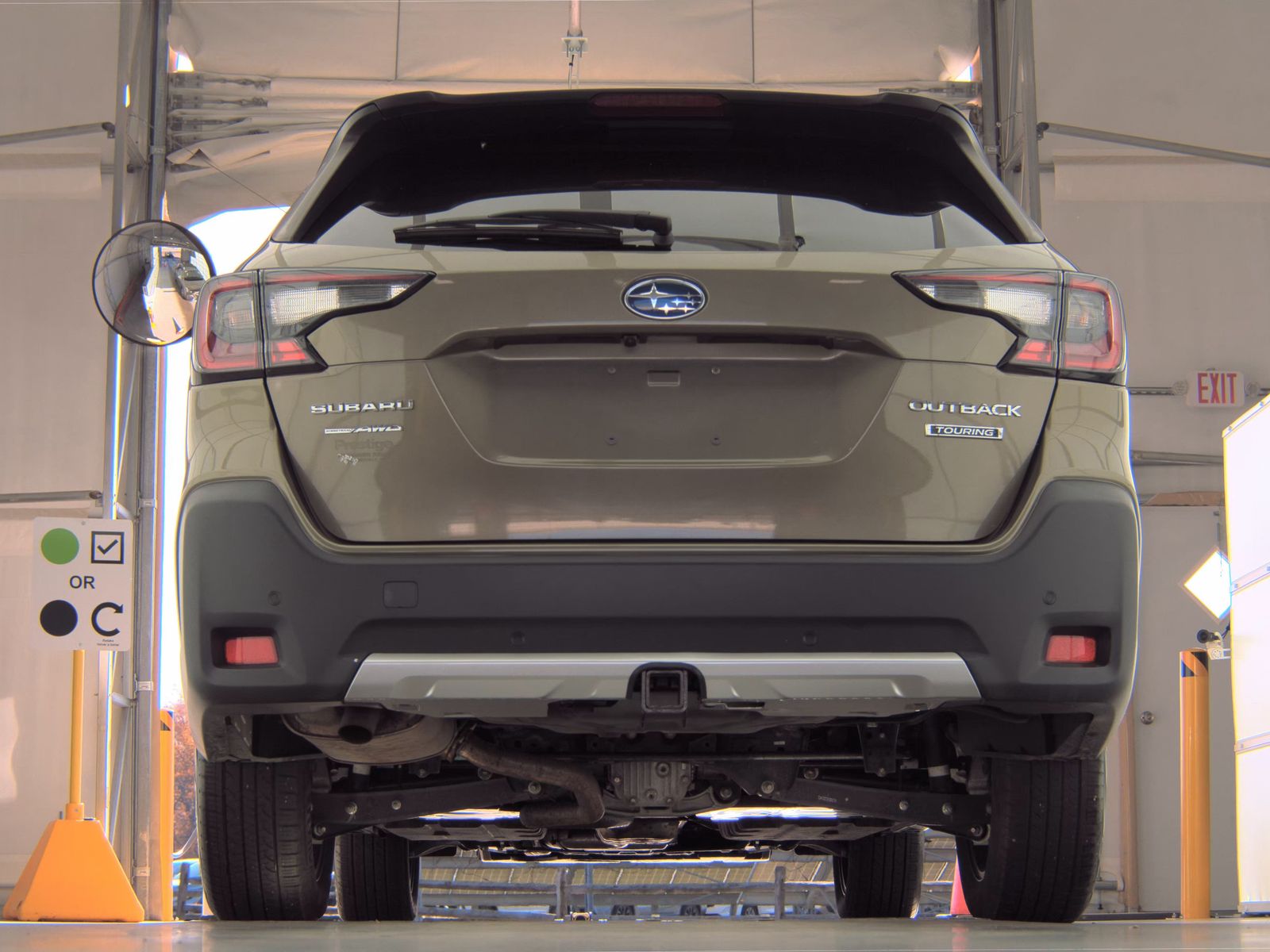 2023 Subaru Outback Touring AWD