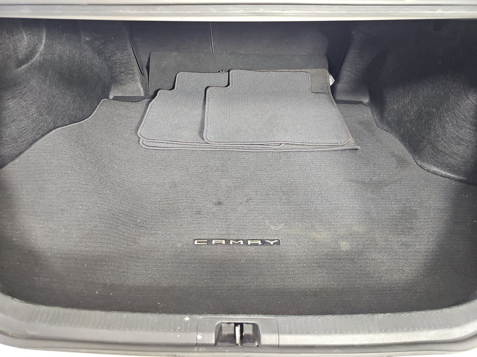 2023 Toyota Camry SE FWD