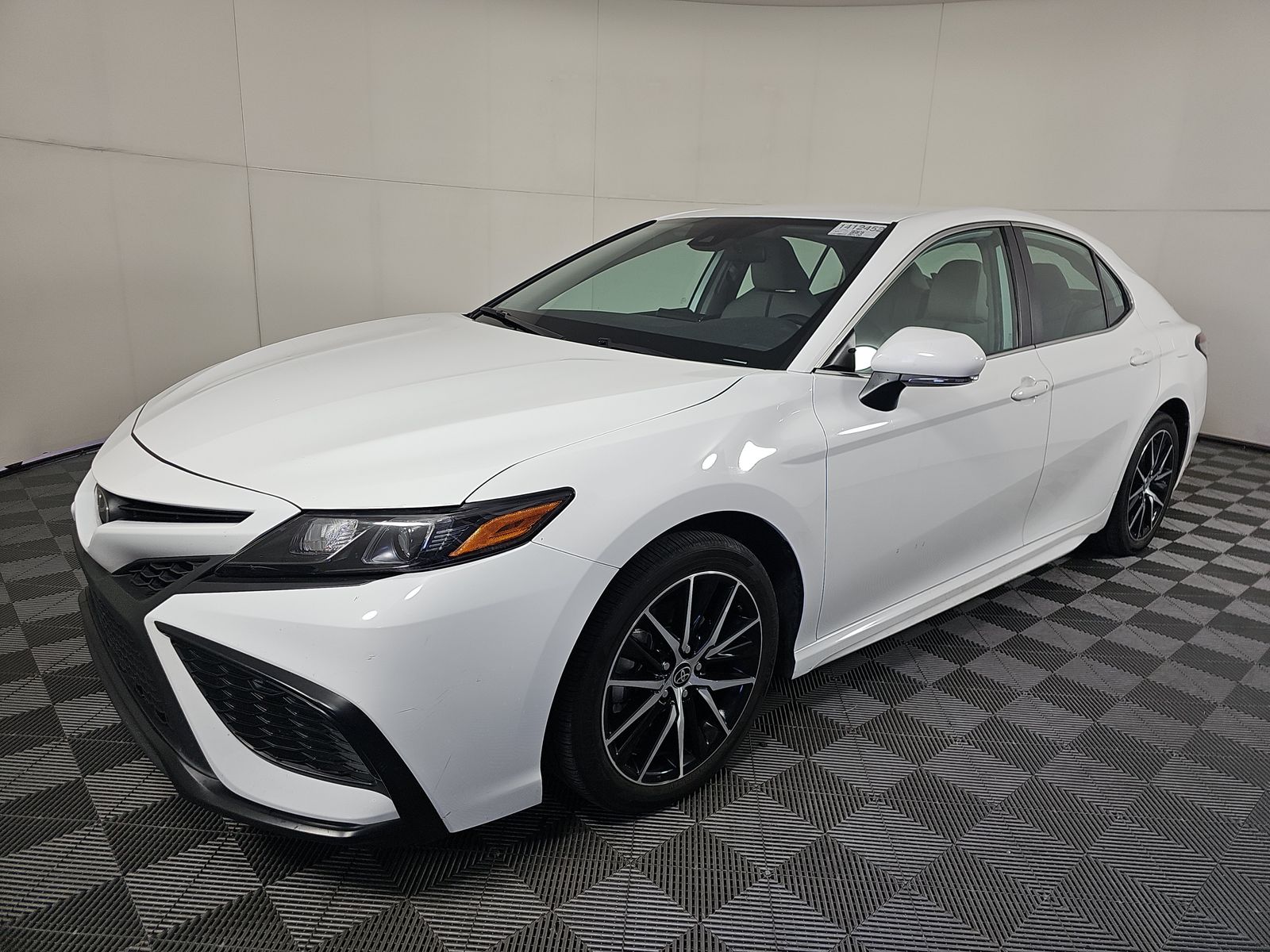 2023 Toyota Camry SE FWD