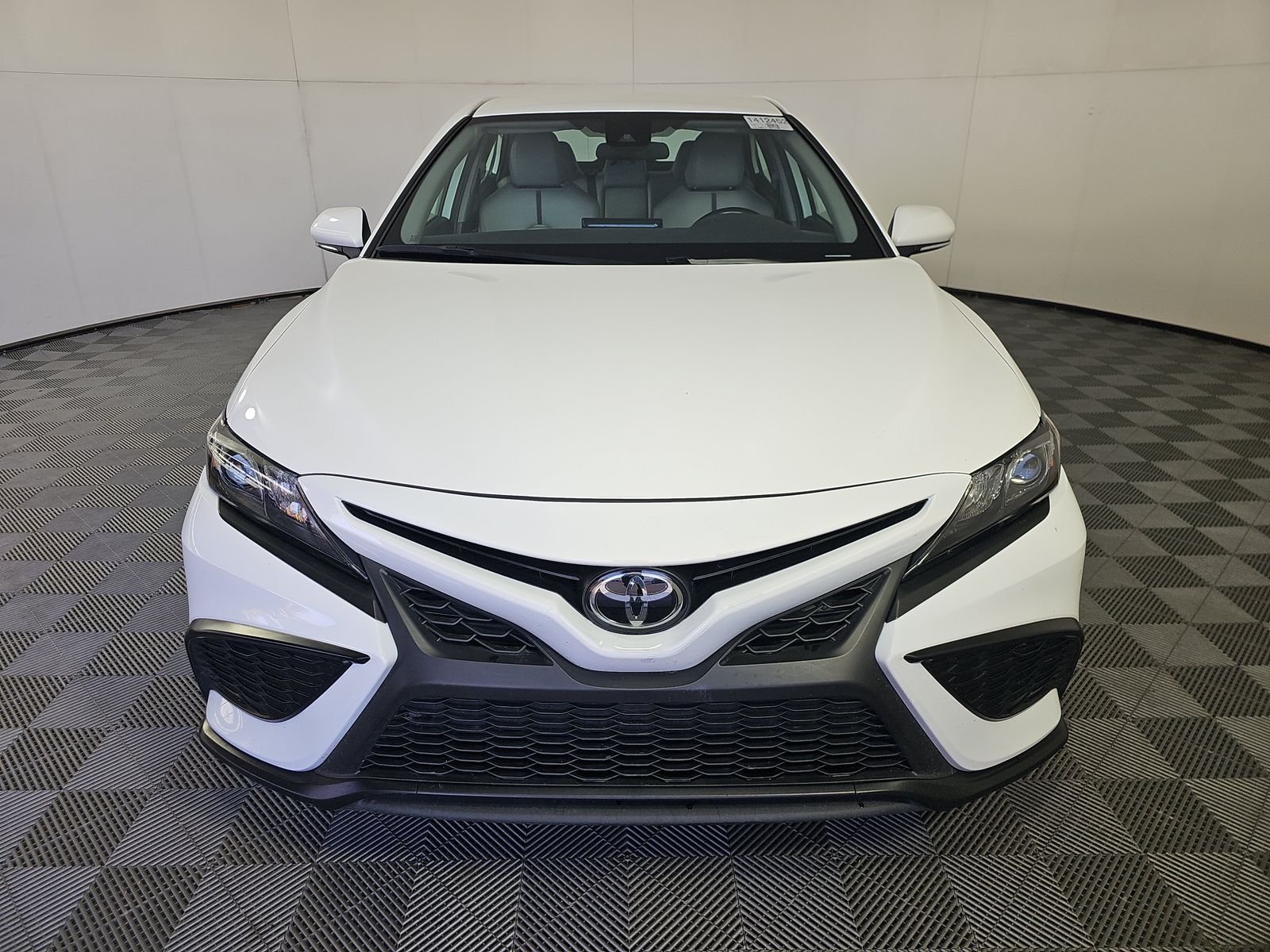 2023 Toyota Camry SE FWD