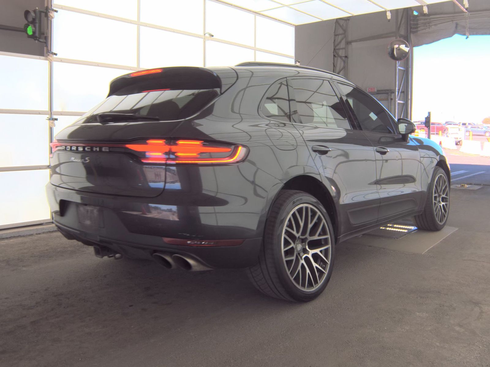 2021 Porsche Macan S AWD