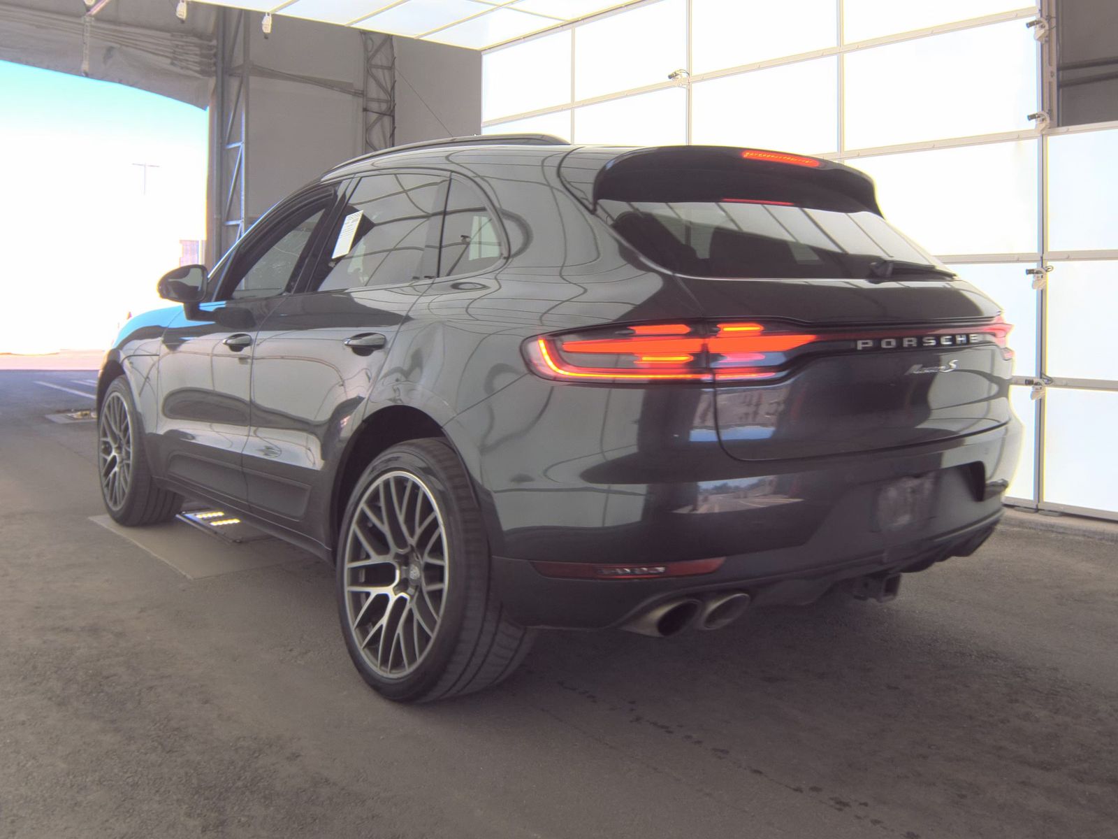2021 Porsche Macan S AWD