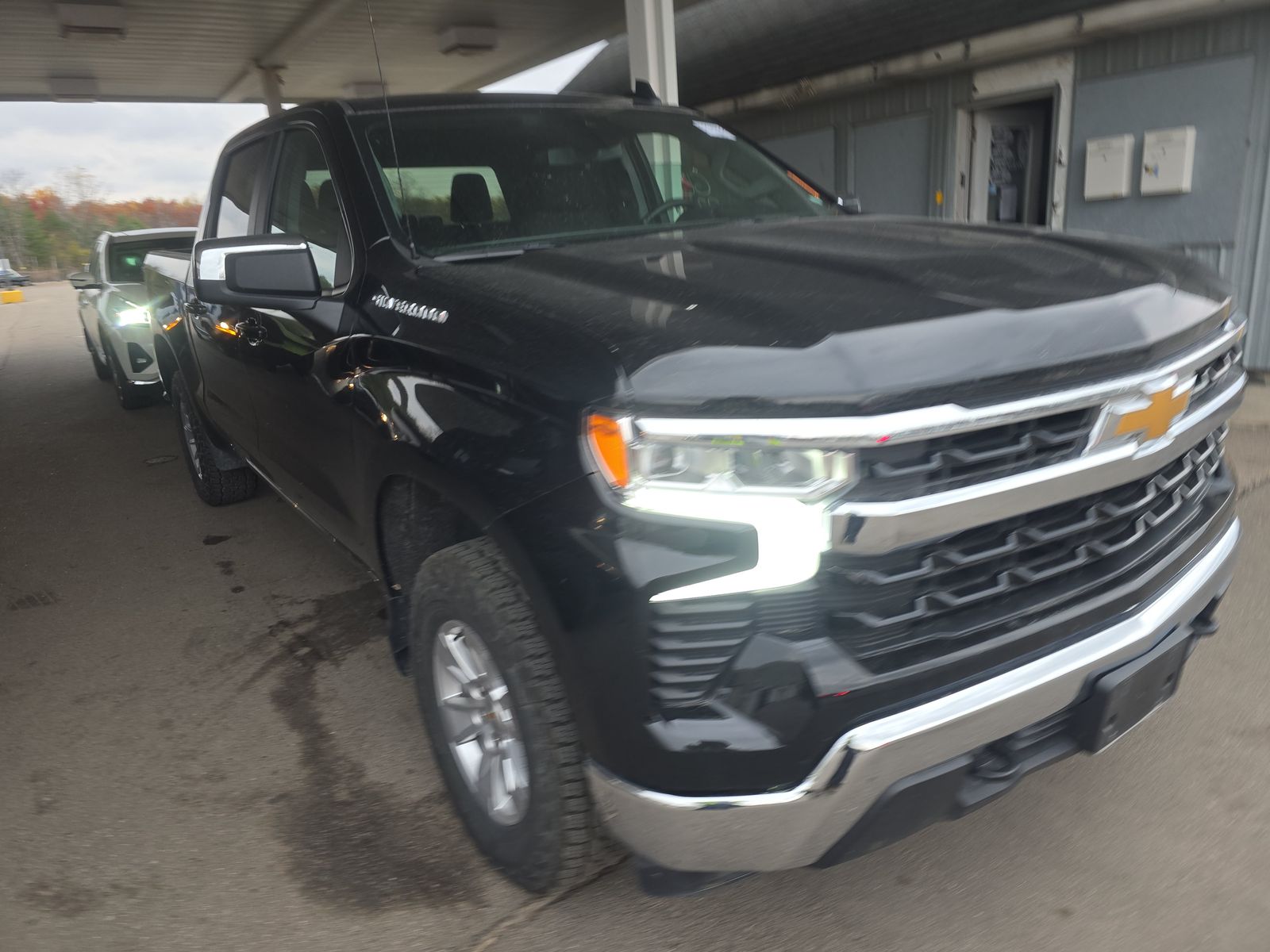 2025 Chevrolet Silverado 1500 LT AWD