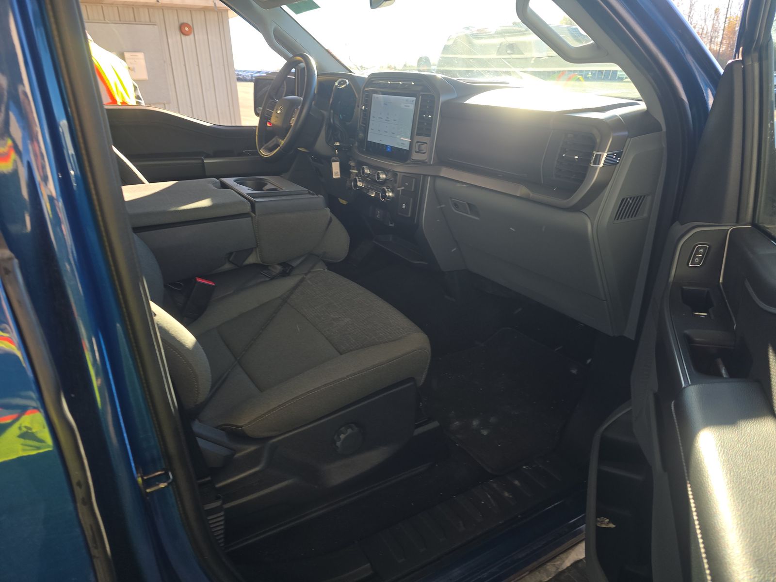 2024 Ford F-150 XLT AWD