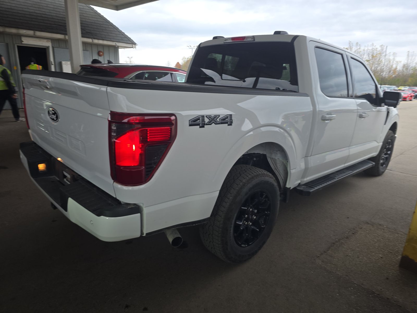 2024 Ford F-150 XLT AWD
