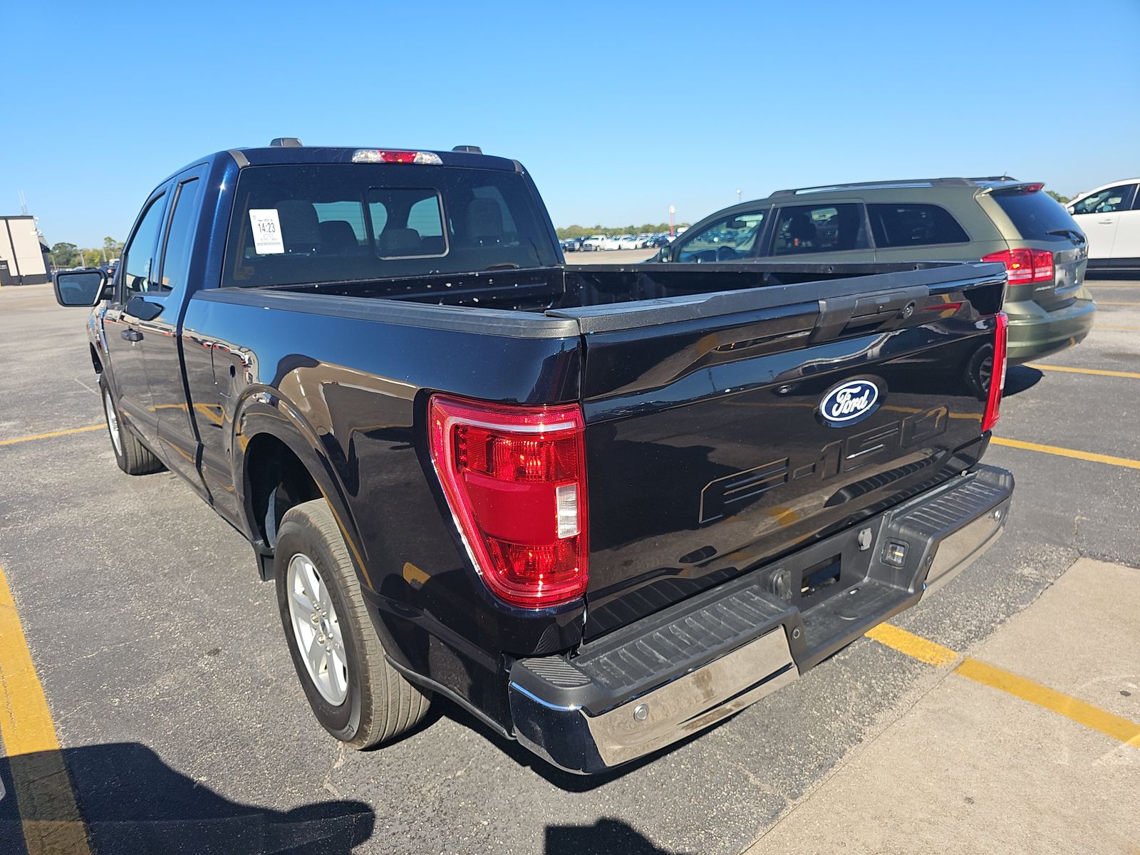 2023 Ford F-150 XLT RWD